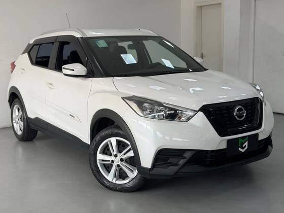 NISSAN KICKS 1.6 16V FLEXSTART S 4P XTRONIC NISSAN KICKS 1.6 16V FLEXSTART S 4P XTRONIC